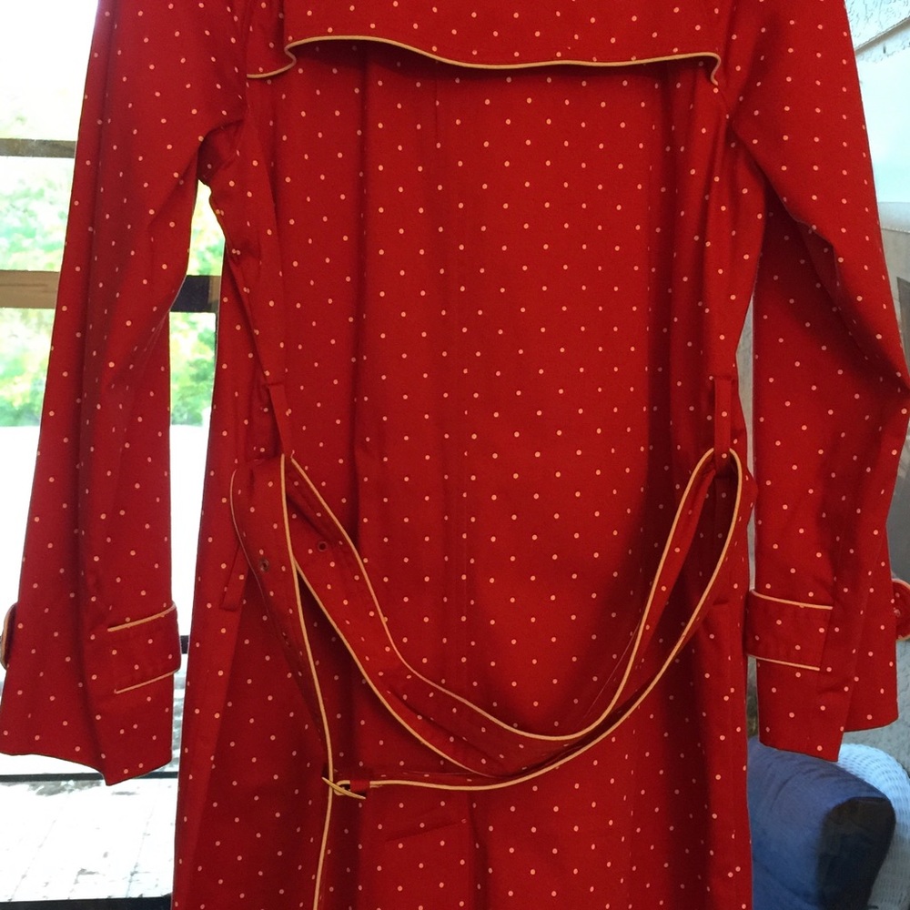 BANDOLINO RED & WHITE POKI-DOT ALL WEATHER COAT - Picture 5 of 7